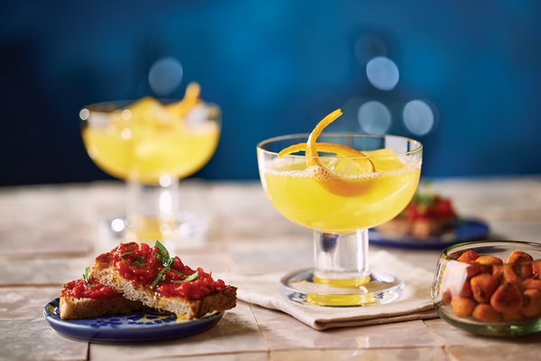 Agua de Valencia Cocktail Recipe | Diners Club International